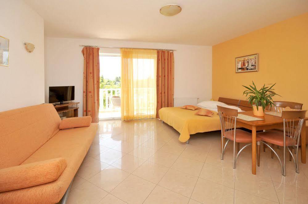 Apartmani Trogir Buitenkant foto
